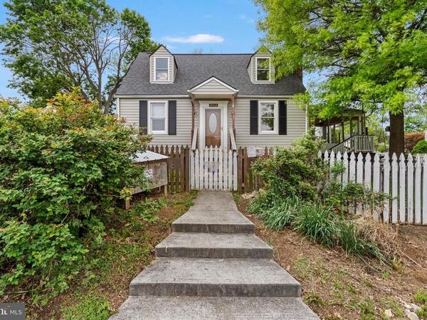 1053 COLUMBIA ROAD, HAGERSTOWN, MD 21742