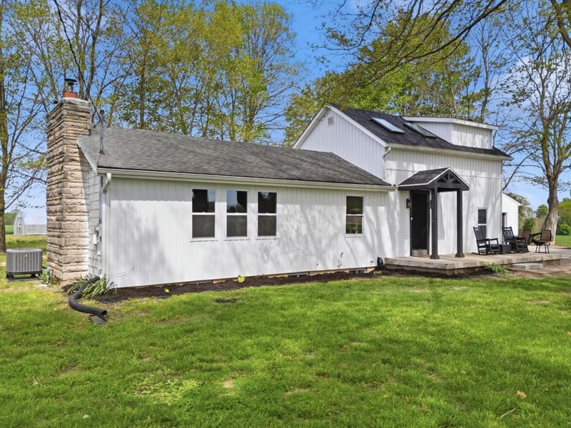 2950 Fairfield Pike, Springfield, OH 45502 Photo 2