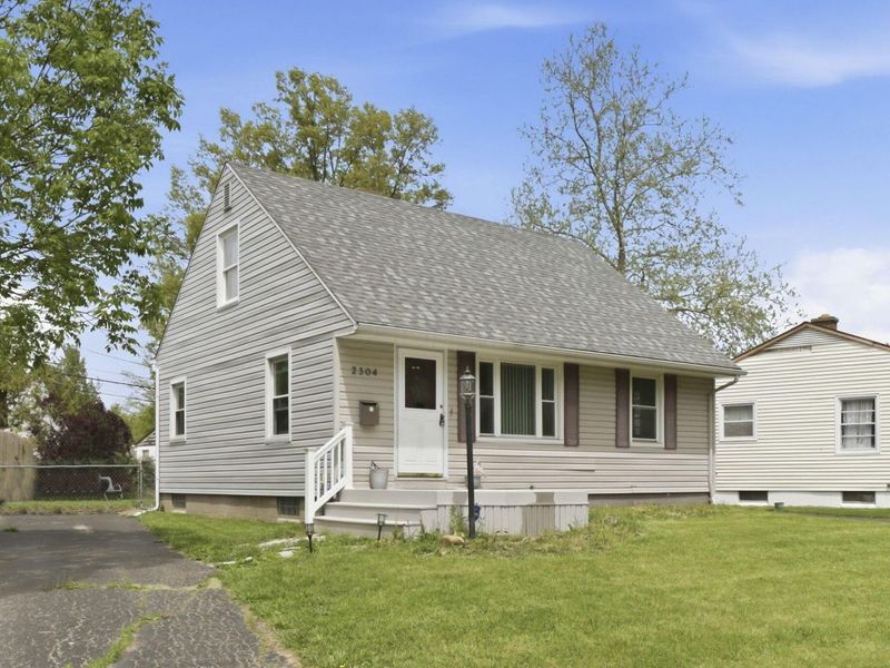 2304 Ashley Drive , Columbus, OH 43224 Photo 4
