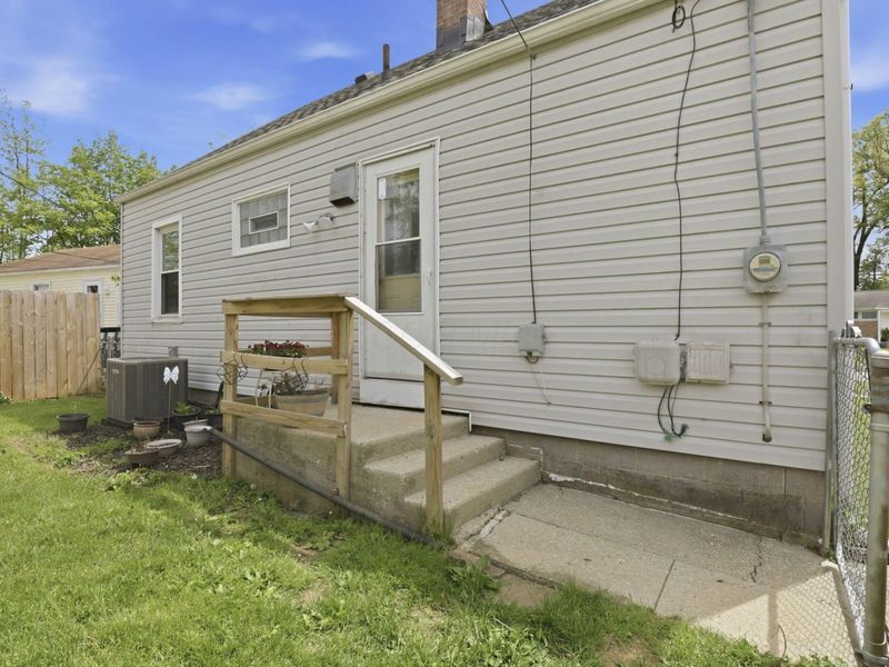 2304 Ashley Drive , Columbus, OH 43224 Photo 60