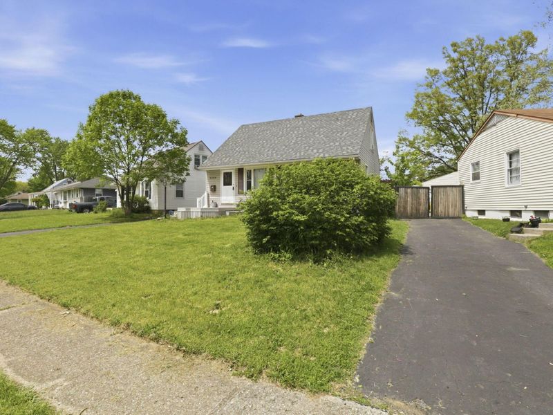 2304 Ashley Drive , Columbus, OH 43224 Photo 7