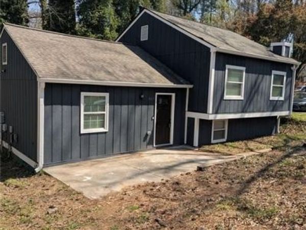 957 Hemingway Road, Stone Mountain, GA 30088