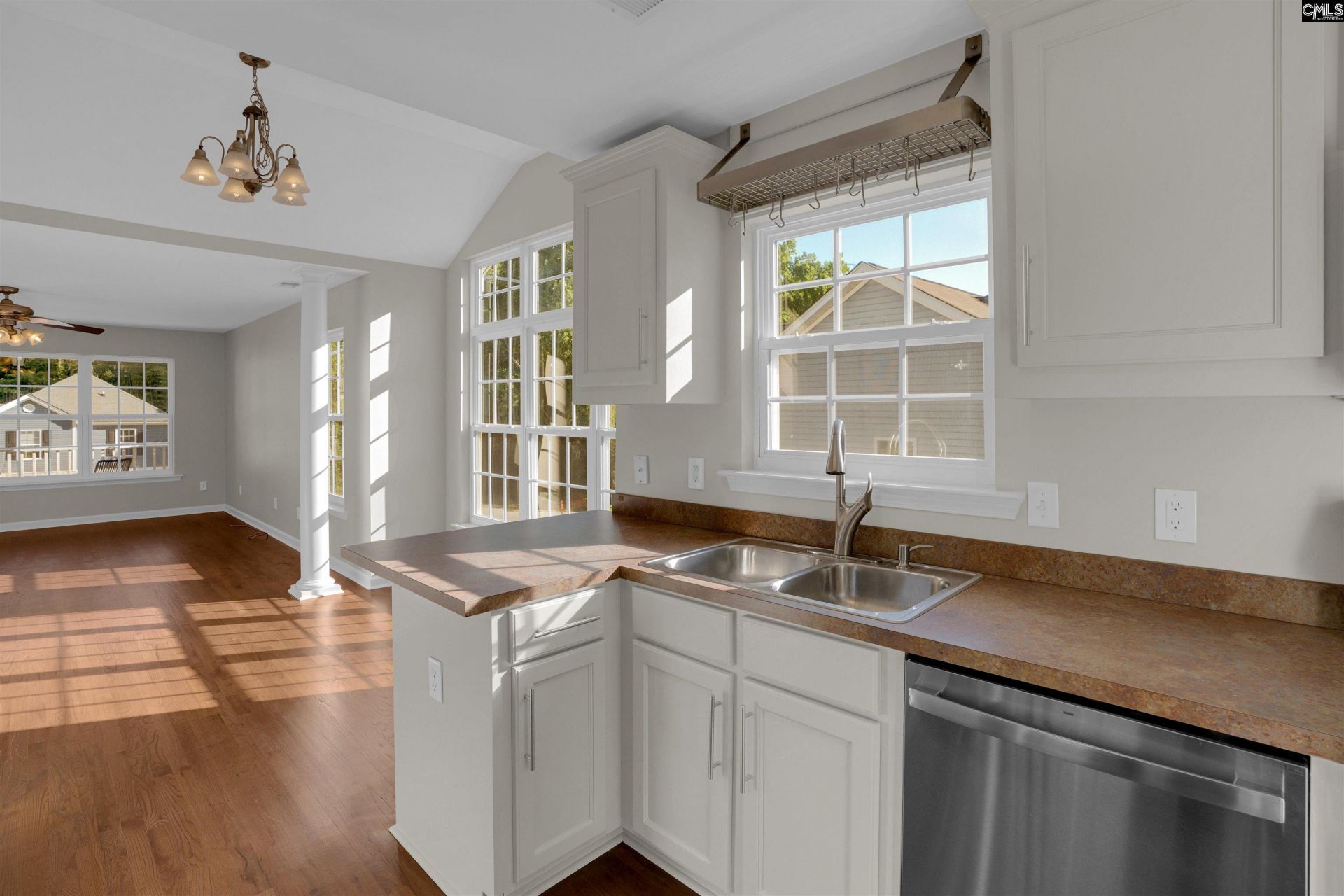 128 St Andrews Place Drive  Photo 17