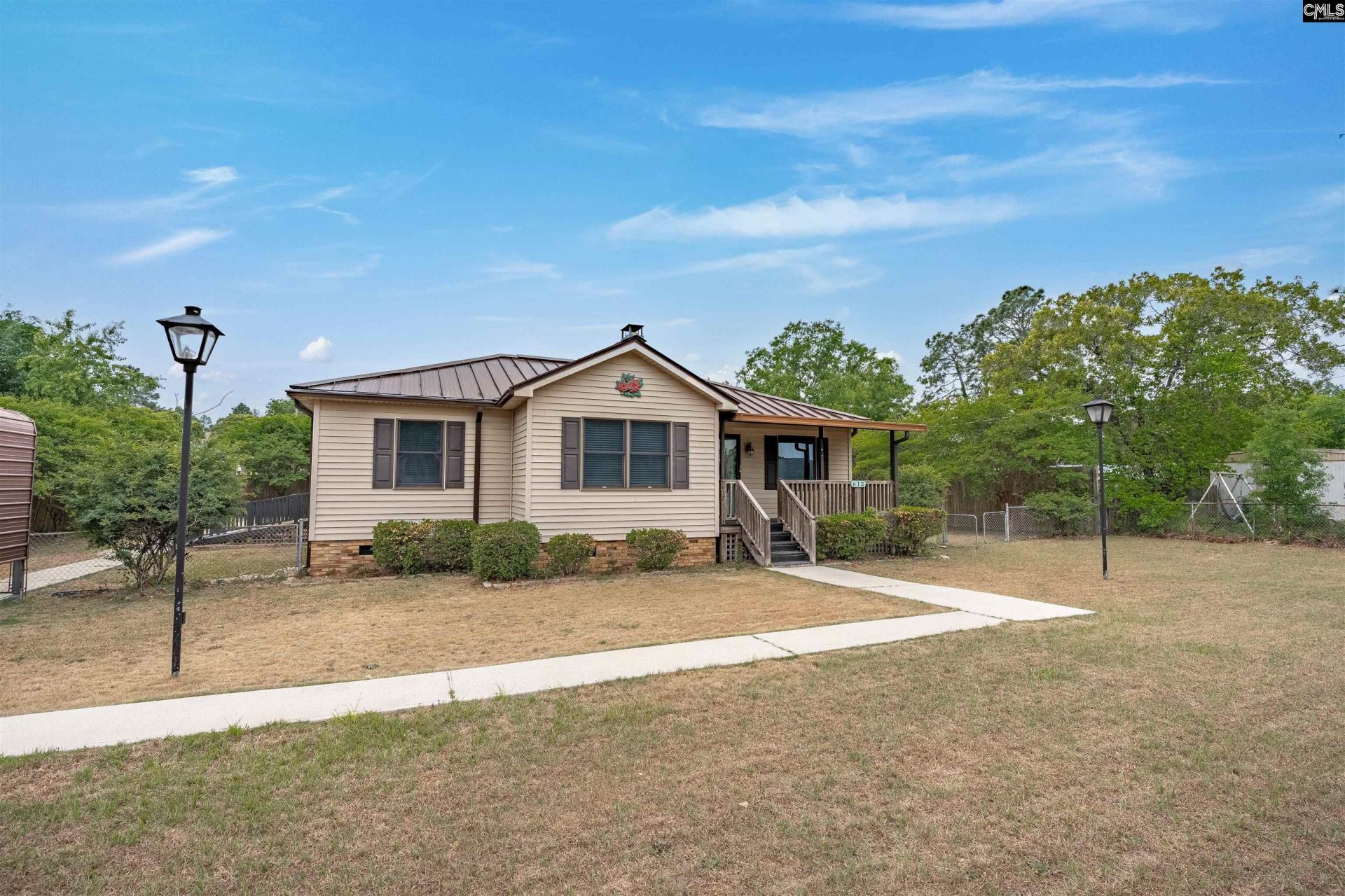 612 Wynette Way  Photo 5