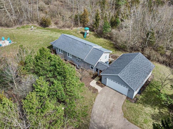 7241 101st Avenue, South Haven, MI 49090