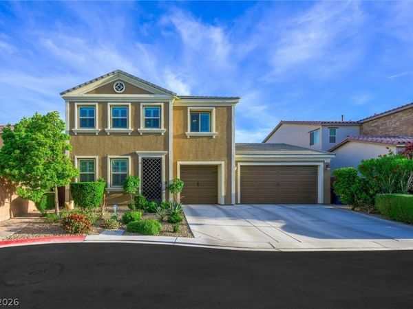 905 Silent Sunset Avenue, North Las Vegas, NV 89084