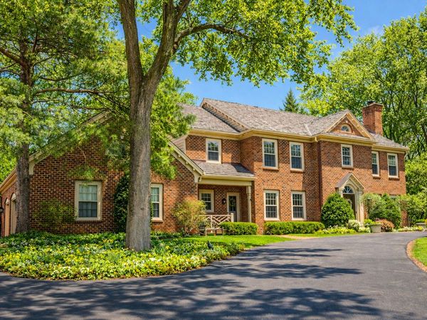 1240 Lakeside Dr, Elm Grove, WI 53122