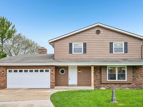 4898 W Abbott Ave, Greenfield, WI 53220