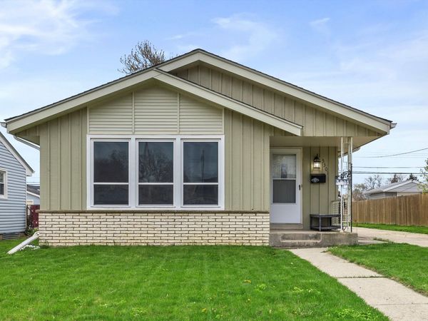 5301 Marboro Dr, Racine, WI 53406