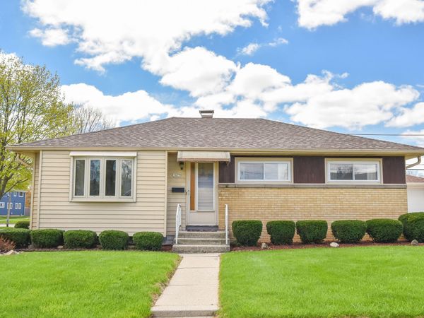 3877 E Van Eimeren Ave, Cudahy, WI 53110