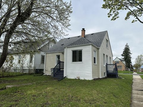 Main Photo
