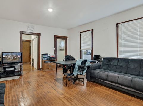 Main Photo