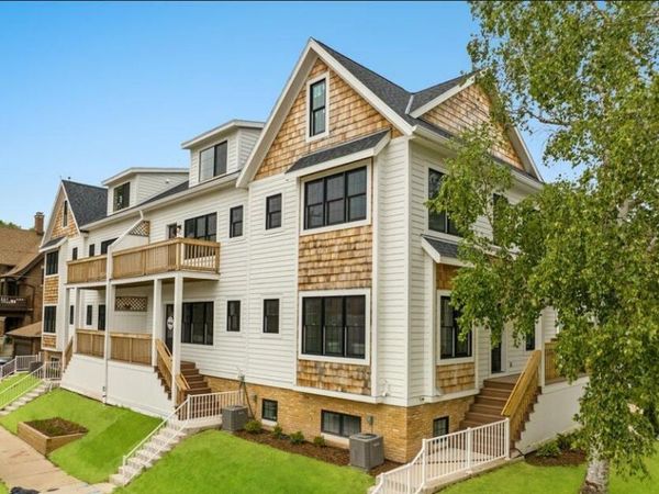 2606 E Park Pl, Unit #4, Milwaukee, WI 53211