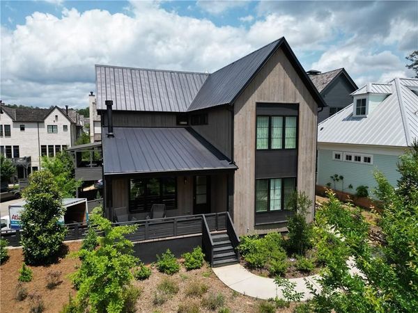 296 Mado Lane , Chattahoochee Hills, GA 30268