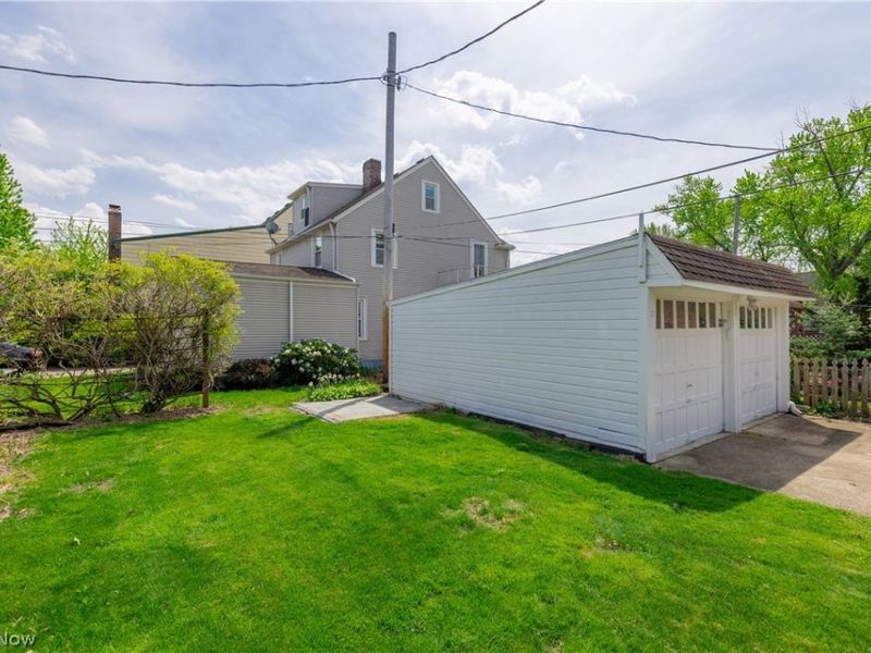 21130 Edgecliff Drive, Euclid, OH 44123 Photo 42