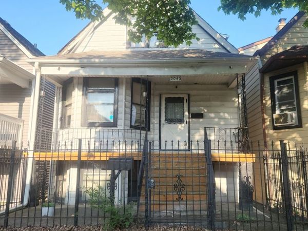 2040 N Kildare Avenue, Chicago, IL 60639