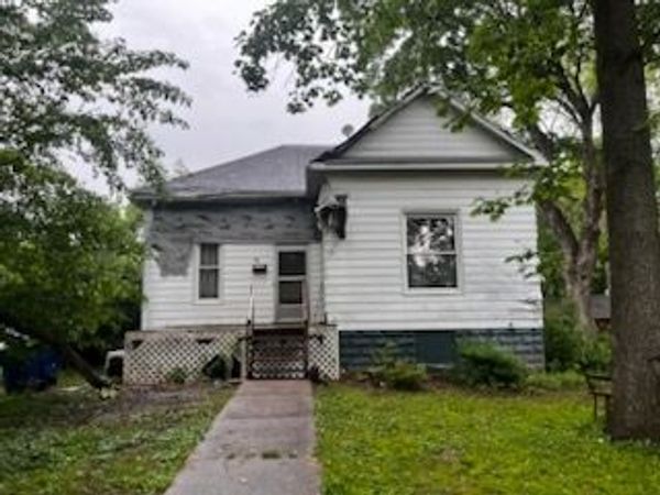 209 W 3rd Street , Sparta, IL 62286