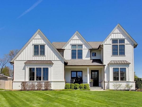 5557 S Stough Street , Hinsdale, IL 60521