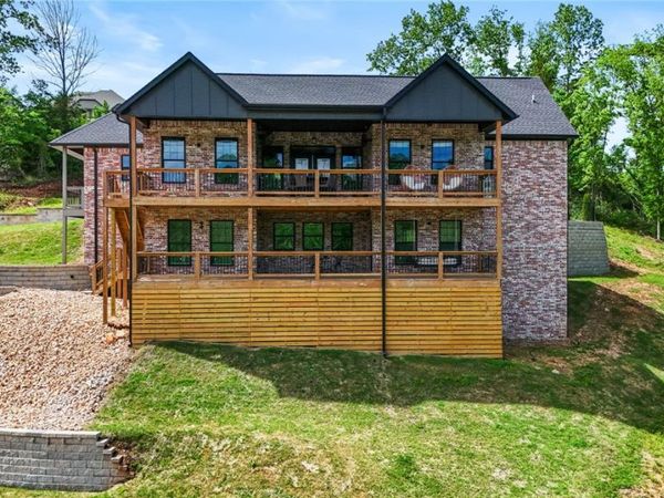 2103 NE Chaucer Street, Bentonville, AR 72712