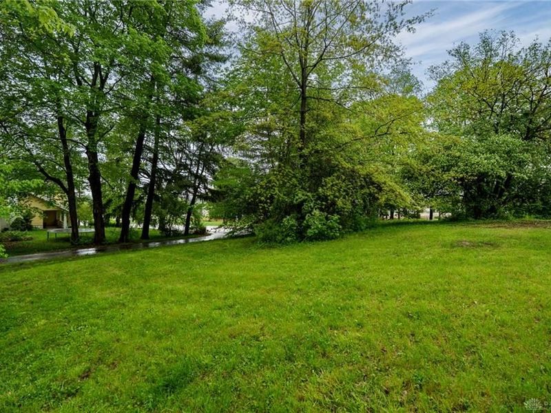 599 N Fairfield Road, Beavercreek, OH 45430 Photo 29