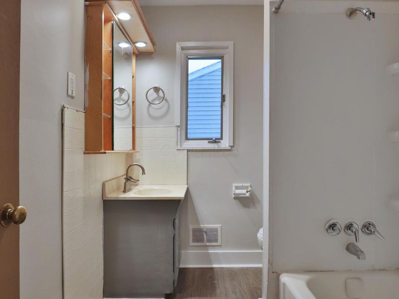 2636 Nottingham Road , Columbus, OH 43221 Photo 22