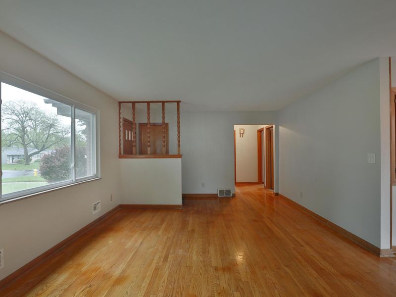 2636 Nottingham Road , Columbus, OH 43221 Photo 6