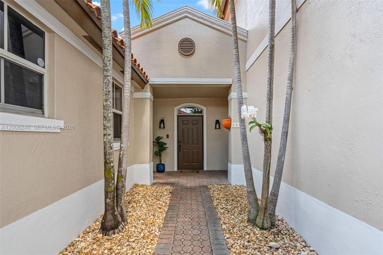 14435 NW 83rd Pl , Miami Lakes, FL 33016 Photo