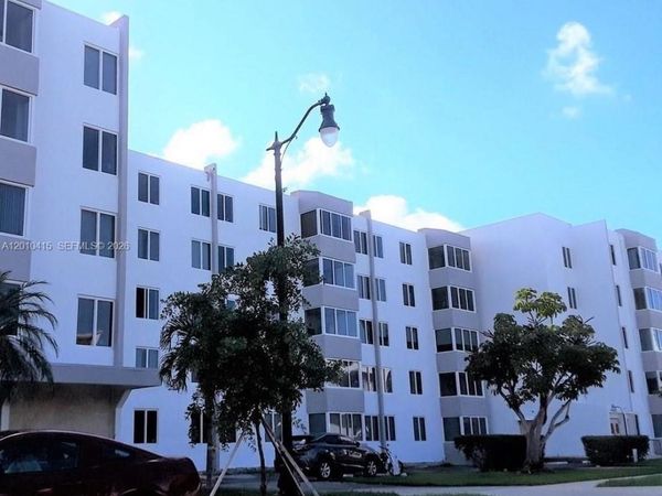 250 180th Dr , Unit 308, Sunny Isles Beach, FL 33160