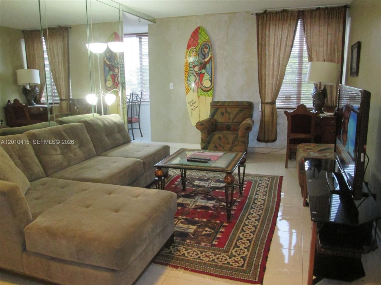 250 180th Dr , Unit 308, Sunny Isles Beach, FL 33160 Photo