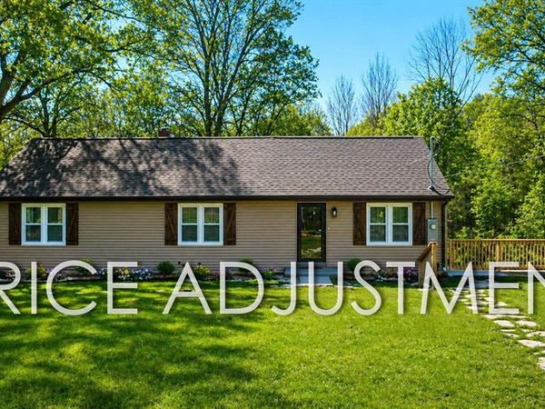 12902 Dorsett Road, Maryland Heights, MO 63043
