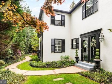 1425 COUNTY LINE ROAD , BRYN MAWR, PA 19010