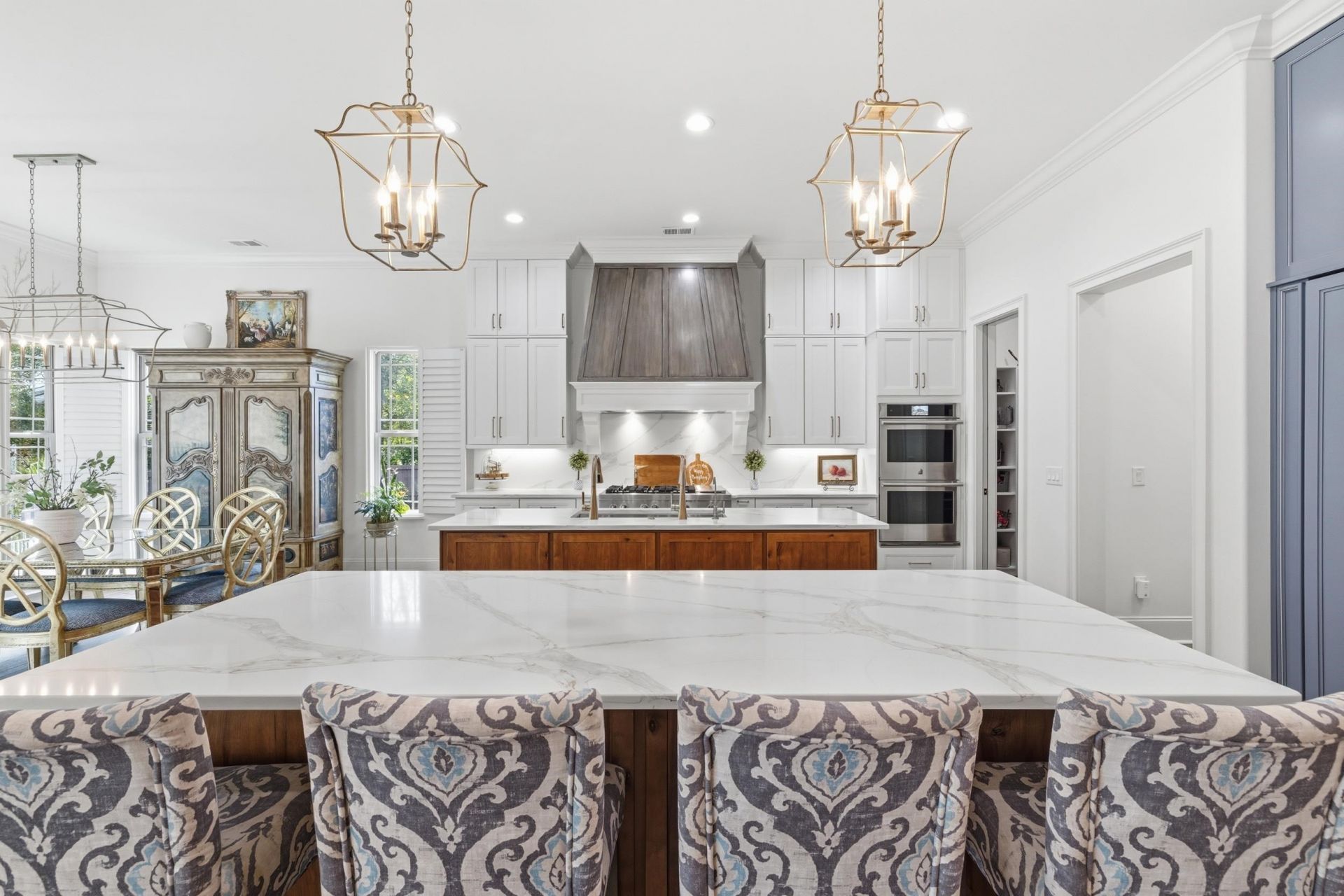 404 Club Dr. Photo 12