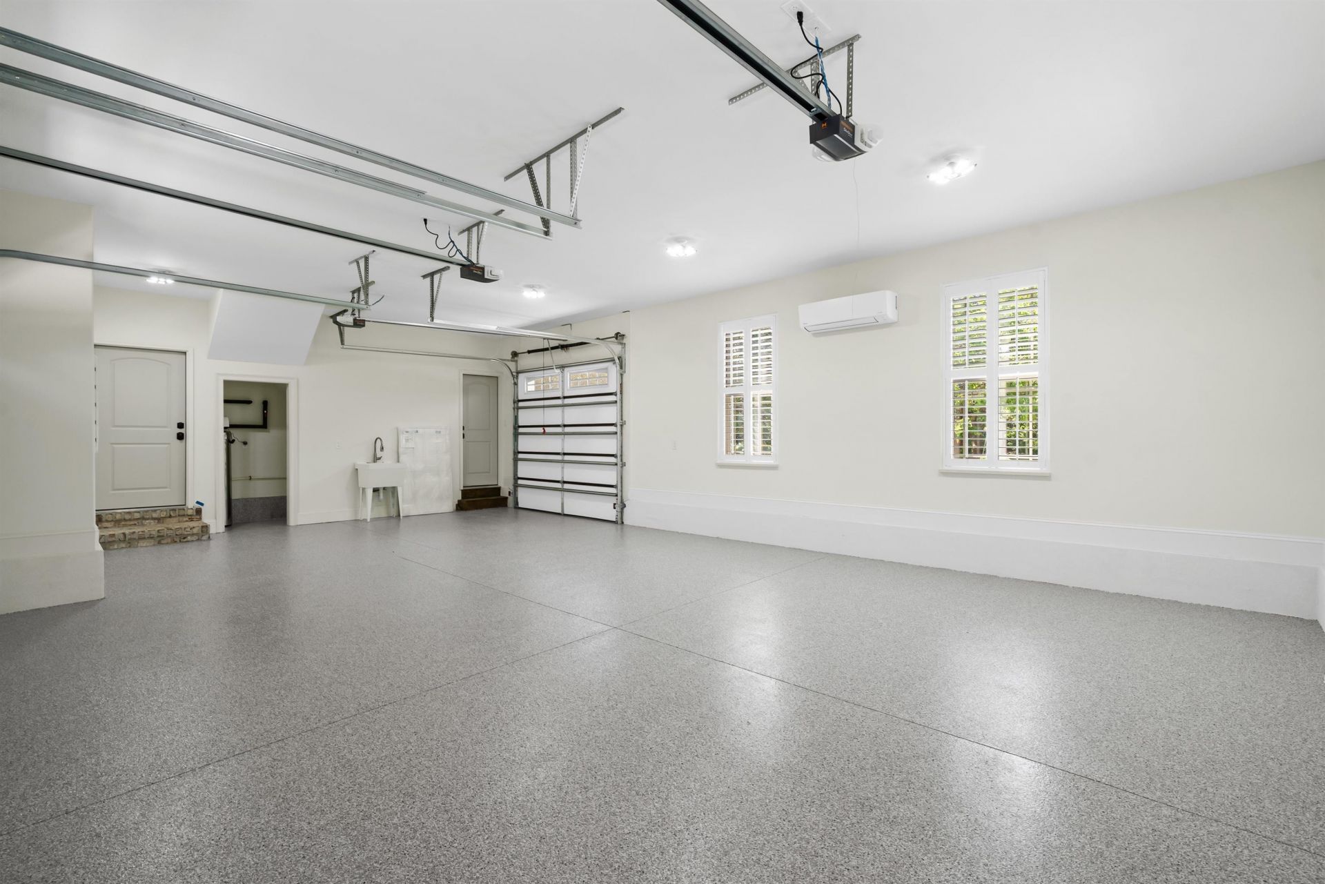 404 Club Dr. Photo 55
