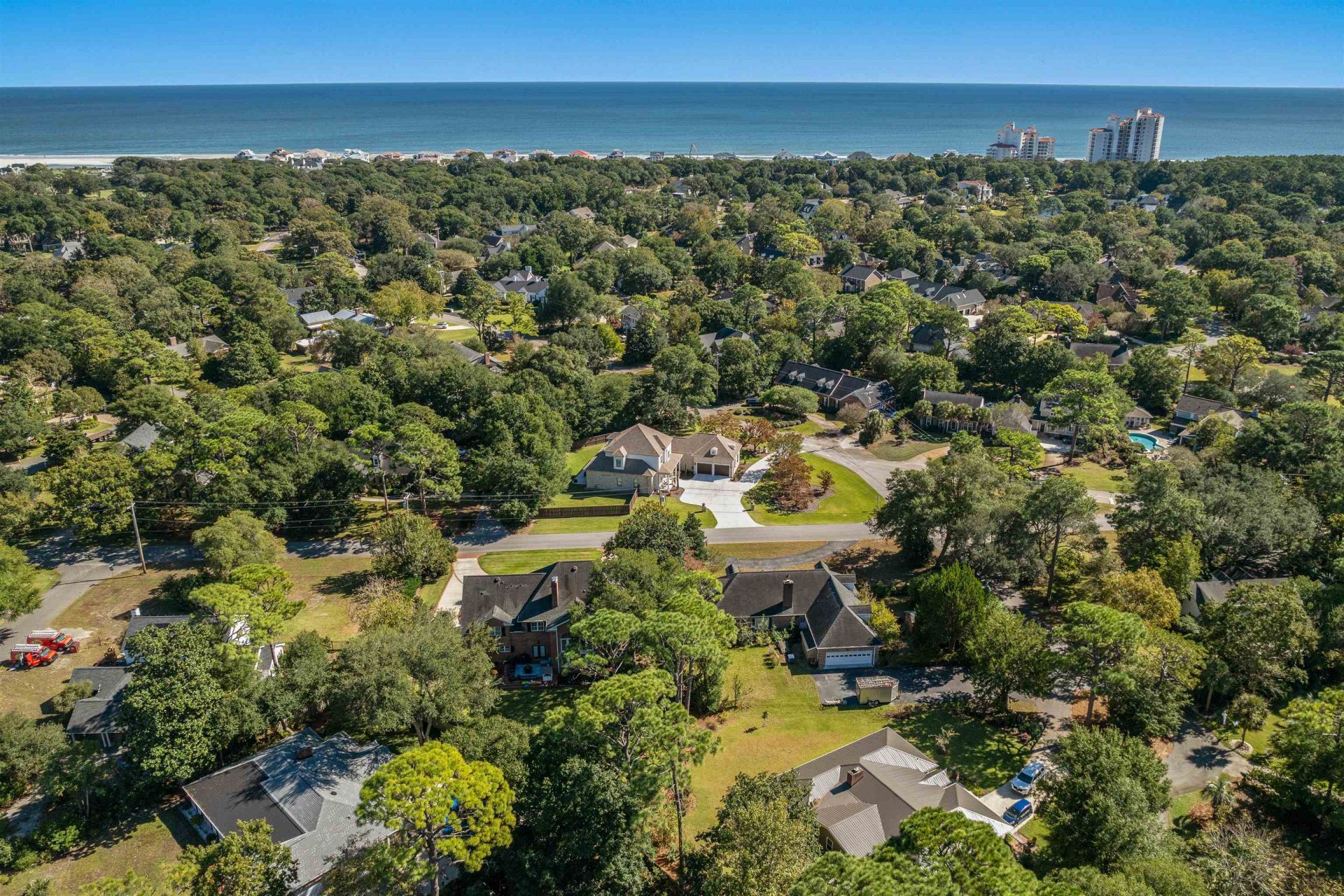404 Club Dr. Photo 63