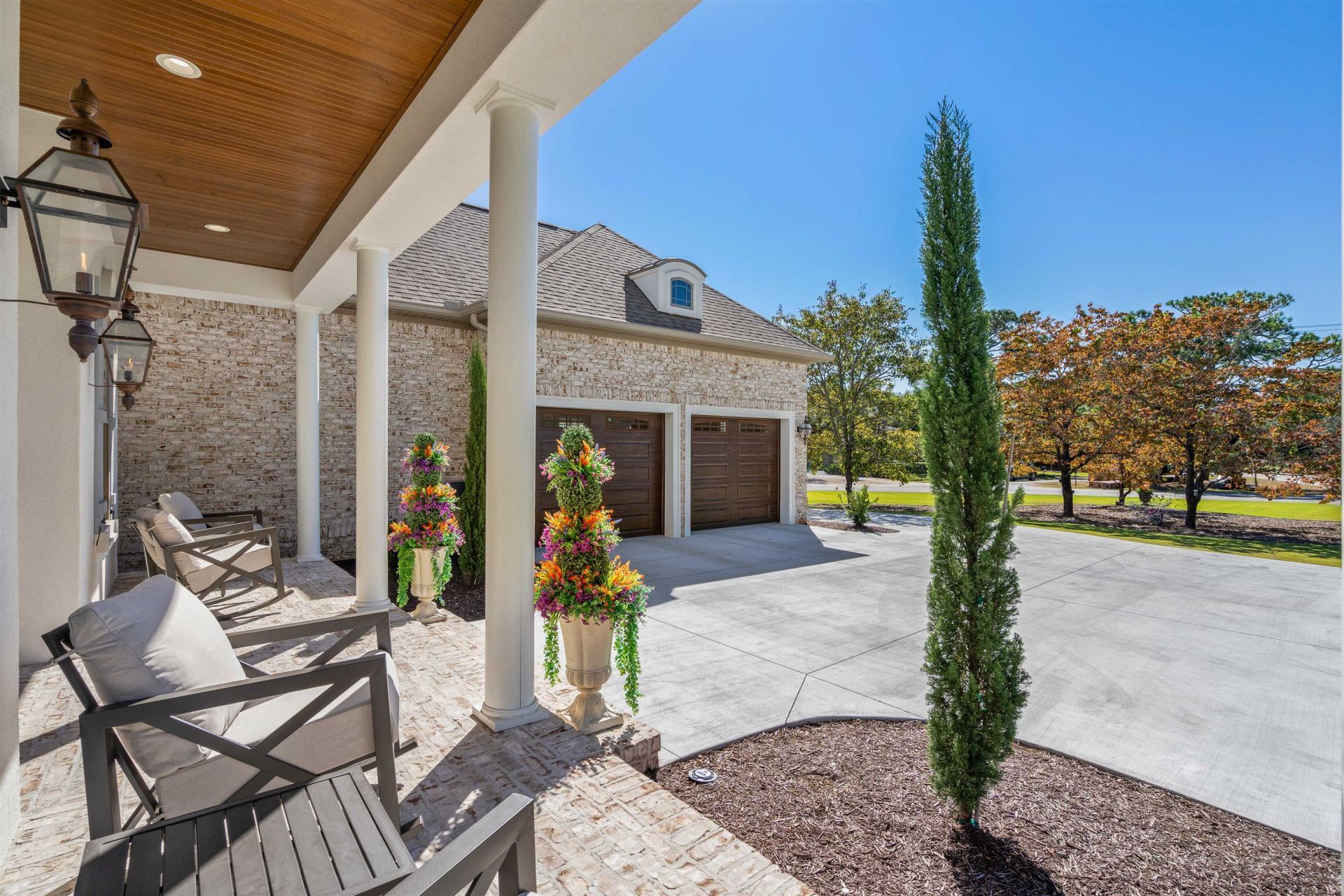 404 Club Dr. Photo 7