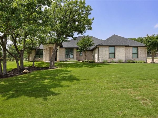 4005 Legend Trail, Granbury, TX 76049