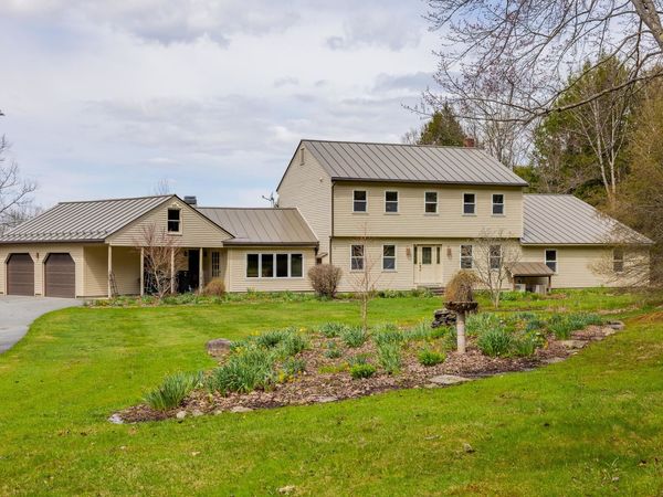 33 Rolling Ridge Road, Lebanon, NH 03766