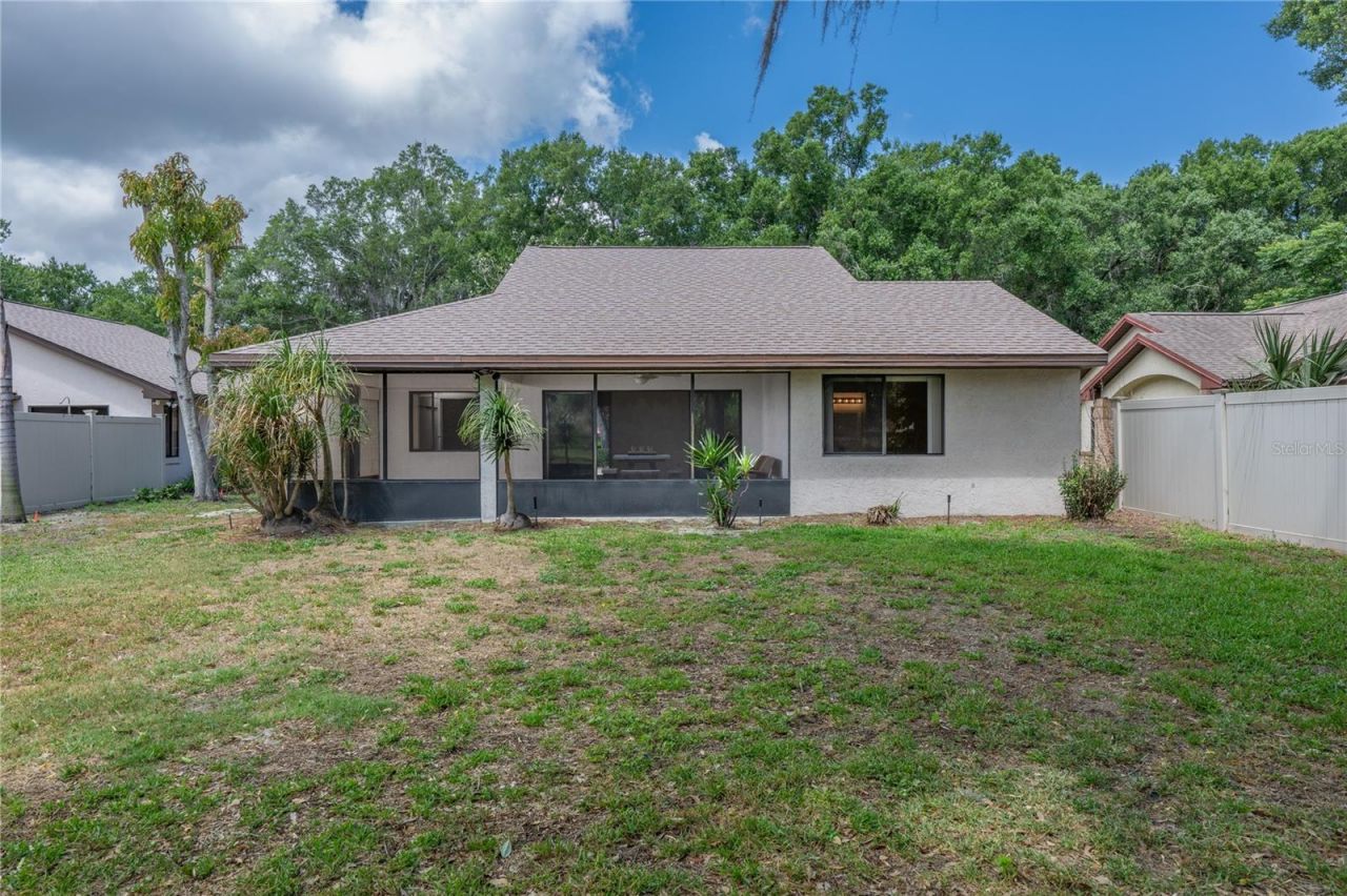 109 Waterwood Drive, Yalaha, FL 34797 Photo
