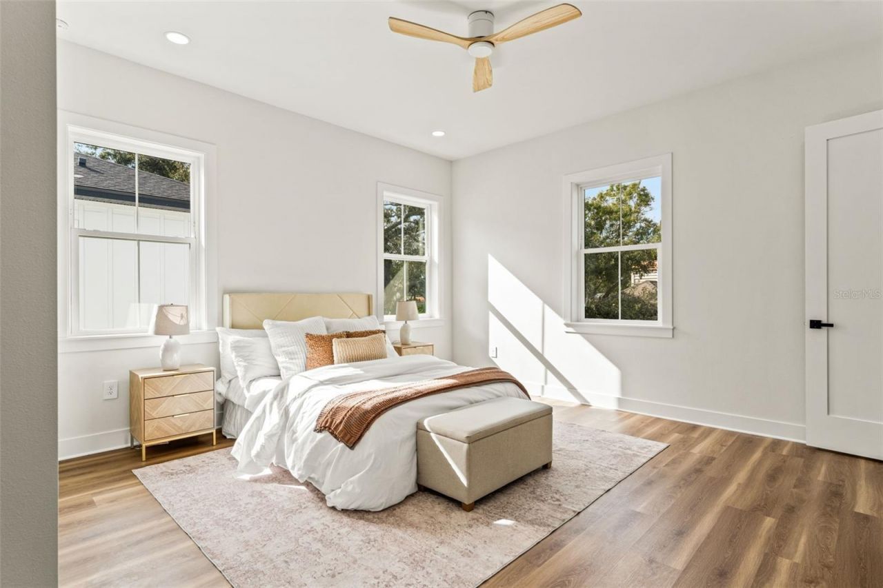 10198 Hodson Place, Seminole, FL 33776 Photo