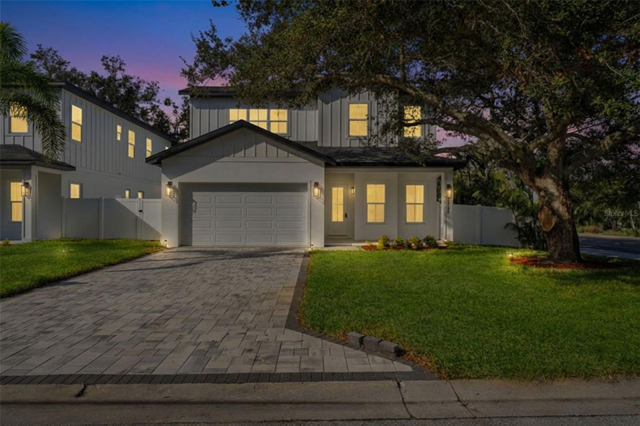10198 Hodson Place, Seminole, FL 33776 Photo