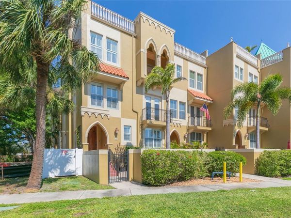 114 E DAVIS BOULEVARD , Unit 13, TAMPA, FL 33606