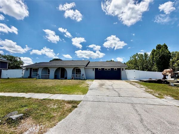 4214 HOLLOW HILL DRIVE , TAMPA, FL 33624