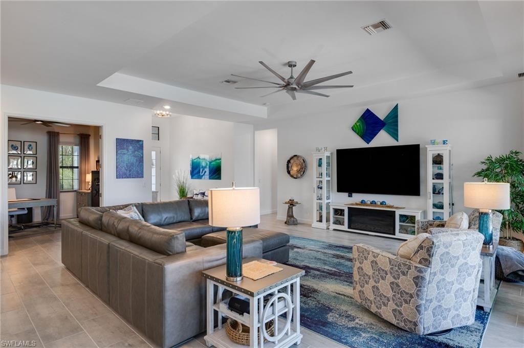 1413 SE 10th Ave, Cape Coral, FL 33990 Photo