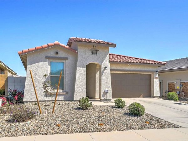 19448 W BADGETT Lane, Litchfield Park, AZ 85340