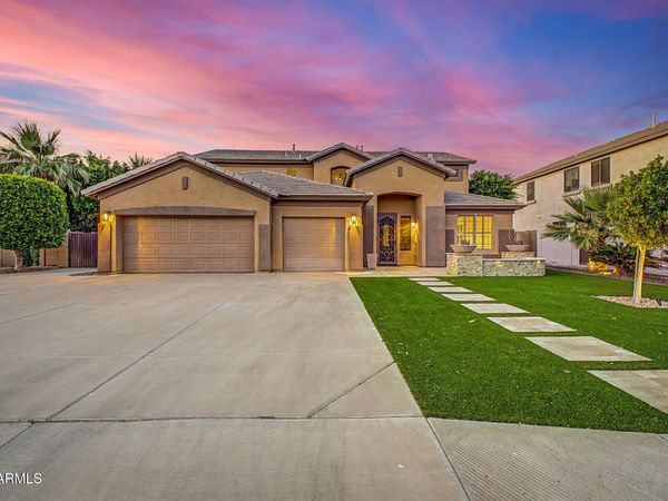 134 E FRANCES Lane, Gilbert, AZ 85295