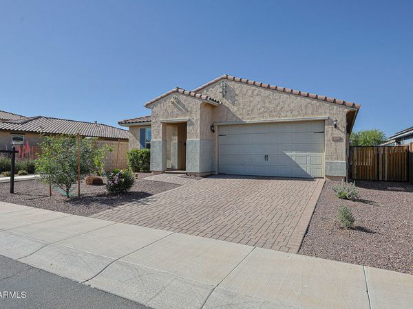 18386 W ILLINI Street, Goodyear, AZ 85338