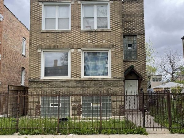 4930 W Adams Street , Chicago, IL 60644