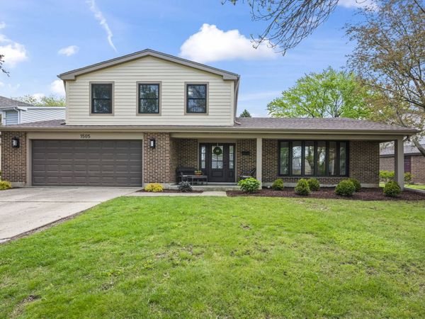 1505 S Kennicott Avenue , Arlington Heights, IL 60005