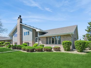 17906 California Court, Unit 130, Orland Park, IL 60467