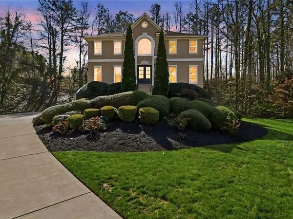 3566 Hawfinch Court NE, Roswell, GA 30075